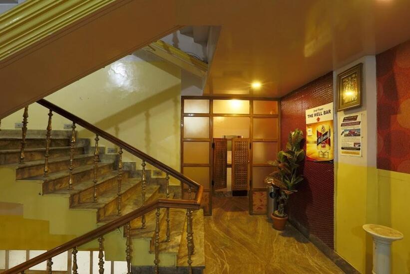 Hotel Assembly Шиллонг Екстер'єр фото