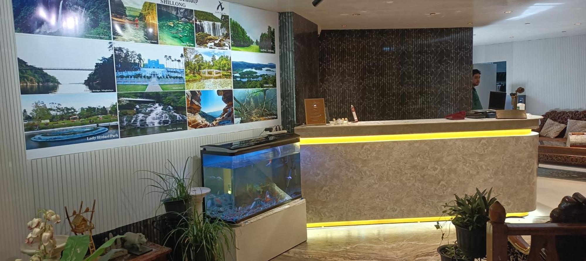 Hotel Assembly Шиллонг Екстер'єр фото