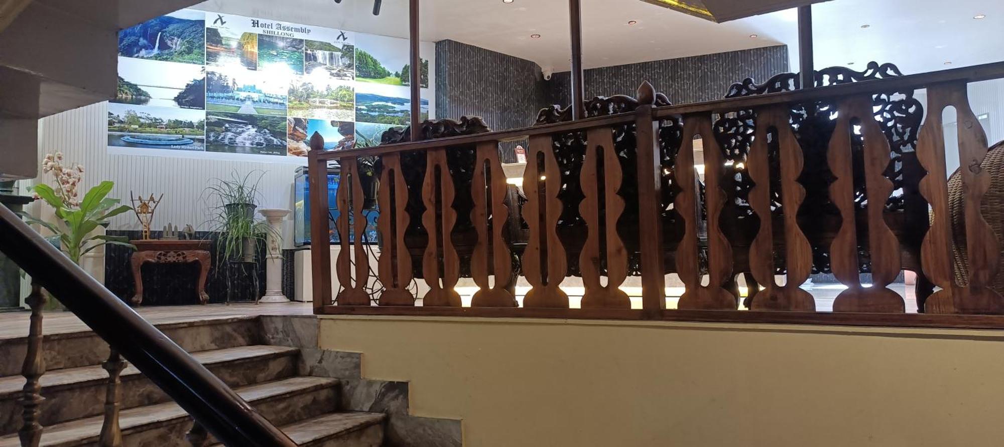 Hotel Assembly Шиллонг Екстер'єр фото